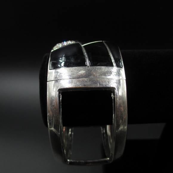 Vintage Silver & Black Crystal Rustic Bracelet - Picture 2 of 8